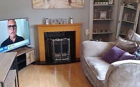Lovely 2 Bedroom Apartment In Heart Of Dundee