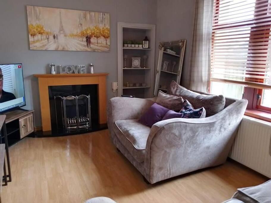 Lovely 2 Bedroom Apartment In Heart Of Dundee Exterior photo